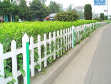 传统型PVC草坪护栏（YH-02）